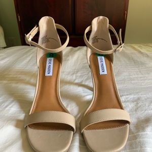 COPY - Steve madden nude heels womens size 8